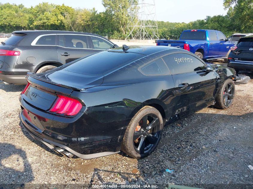 FORD MUSTANG GT FASTBACK 2022