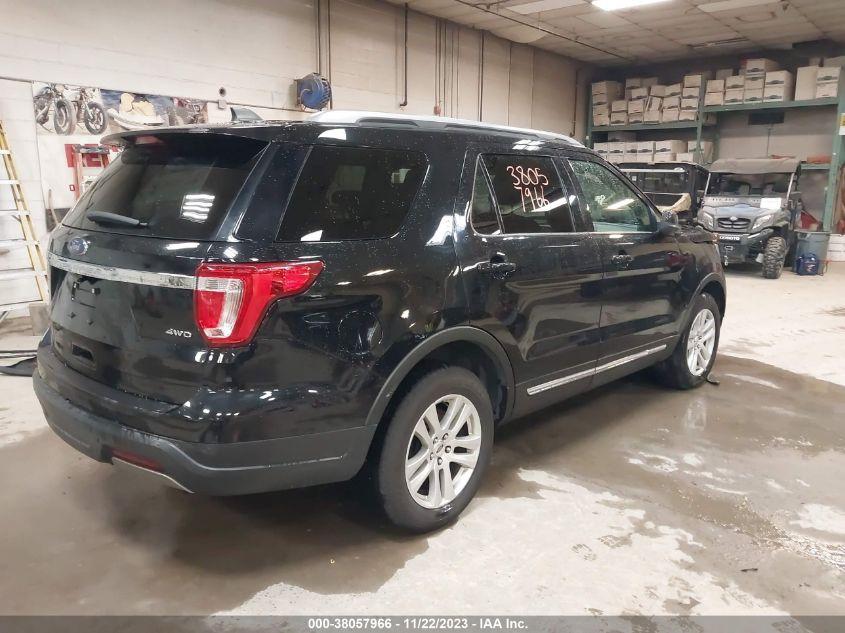 FORD EXPLORER XLT 2019