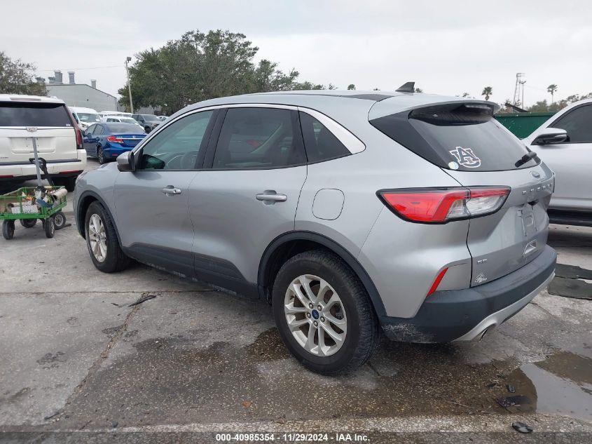 FORD ESCAPE SE HYBRID 2021