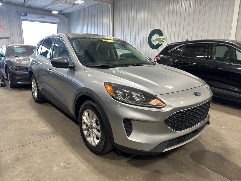 FORD ESCAPE SE 2022