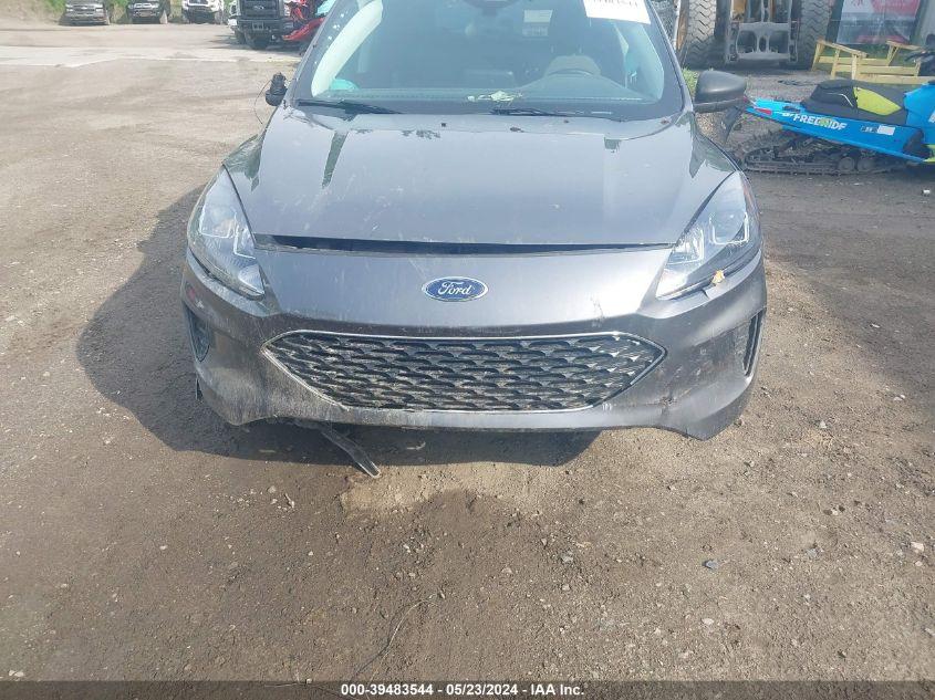 FORD ESCAPE SE 2022