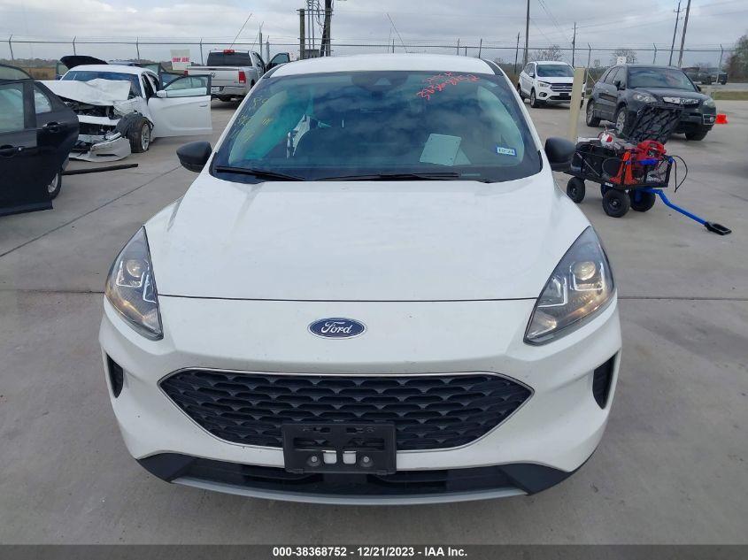 FORD ESCAPE SE 2022