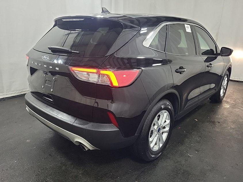 FORD ESCAPE SE 2021