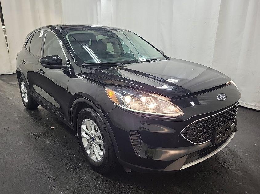 FORD ESCAPE SE 2021