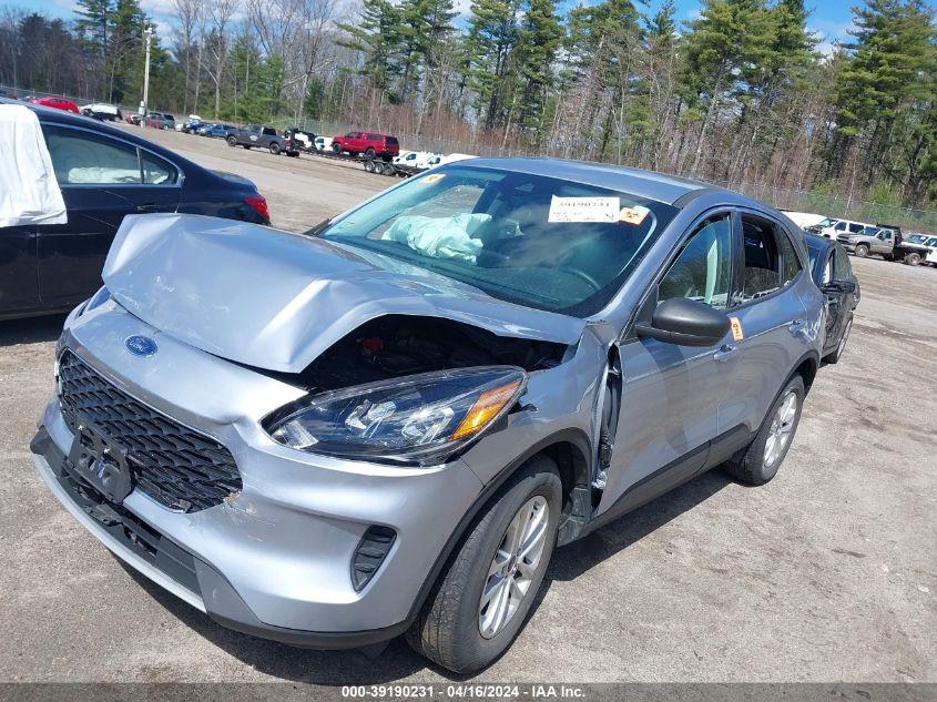 FORD ESCAPE SE 2022