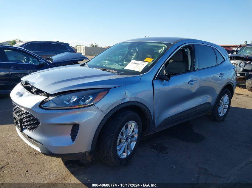 FORD ESCAPE SE 2022