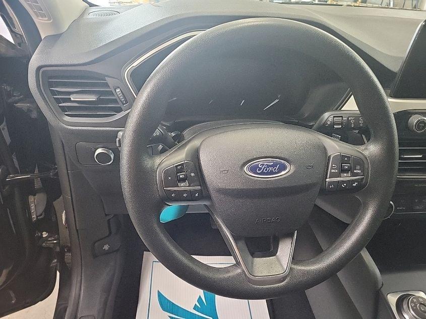 FORD ESCAPE SE 2021