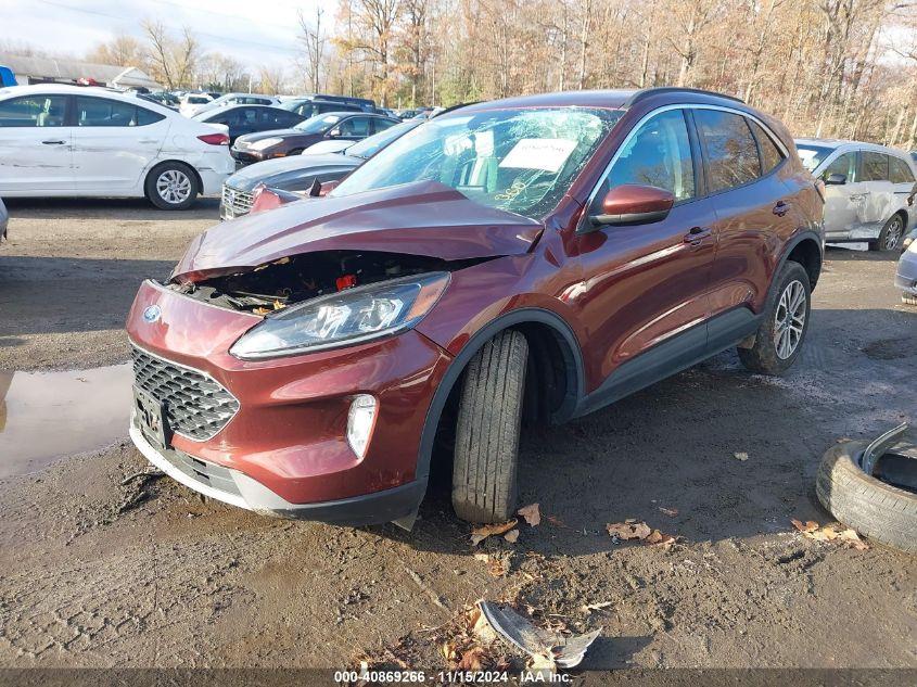 FORD ESCAPE SEL 2021