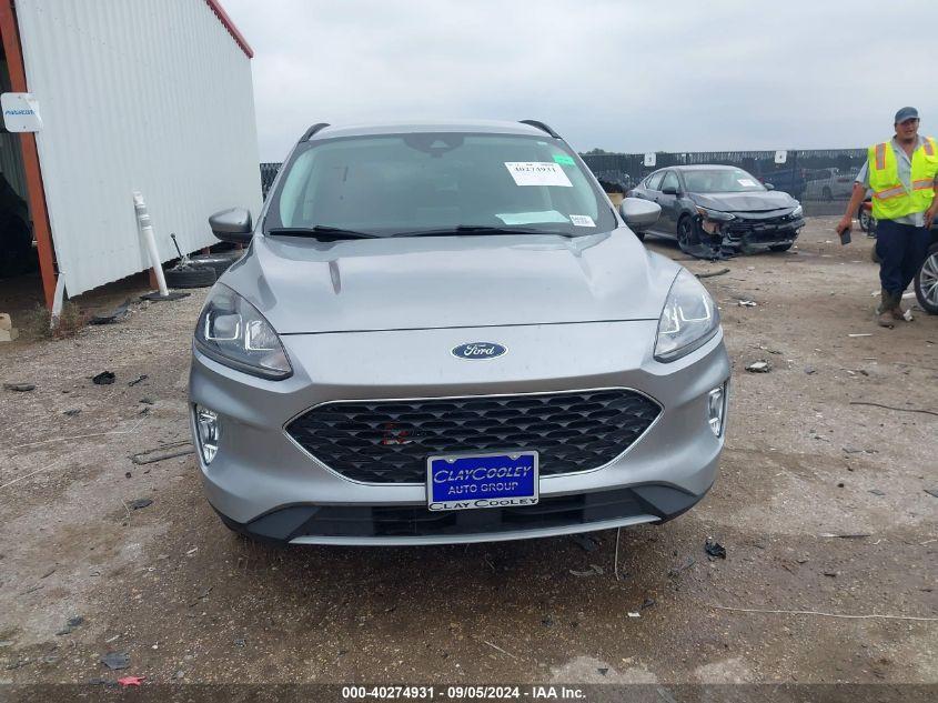 FORD ESCAPE SEL 2021