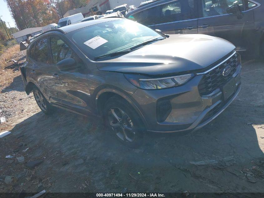 FORD ESCAPE ST-LINE 2023