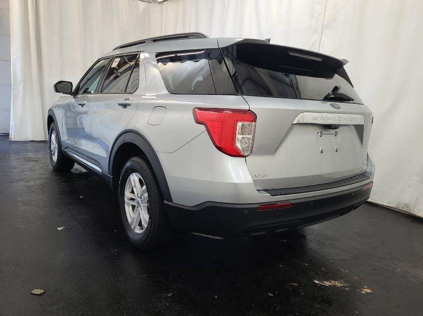 FORD EXPLORER XLT 2021