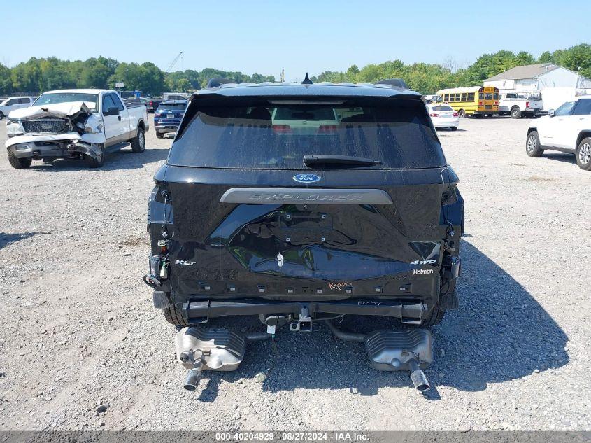 FORD EXPLORER XLT 2023