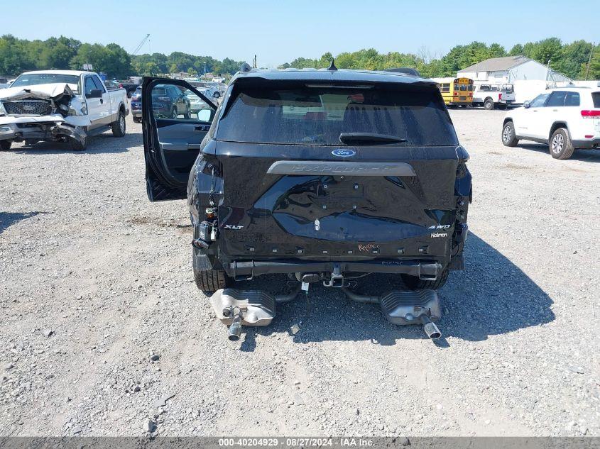 FORD EXPLORER XLT 2023