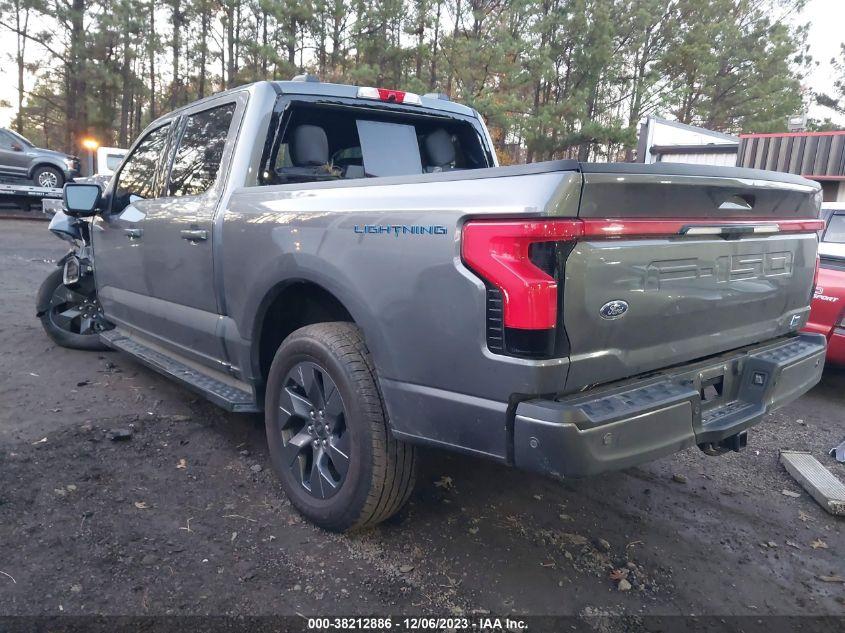 FORD F-150 LIGHTNING LARIAT 2022