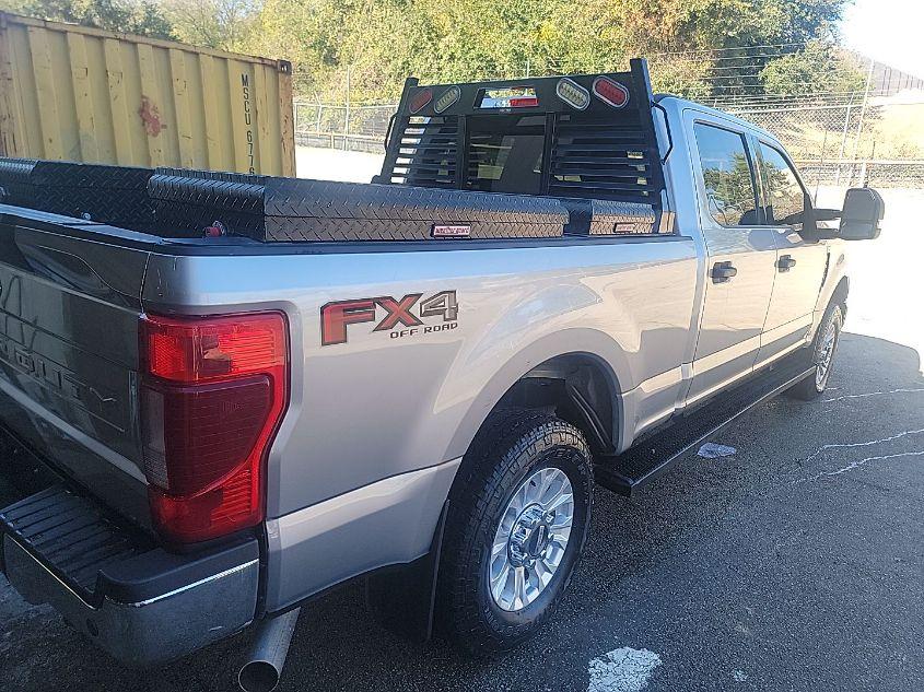 FORD F-250 XLT 2022