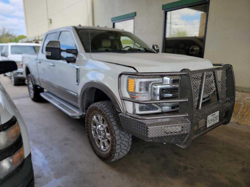 FORD F-250 LARIAT 2021