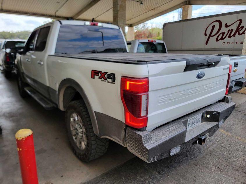 FORD F-250 LARIAT 2021