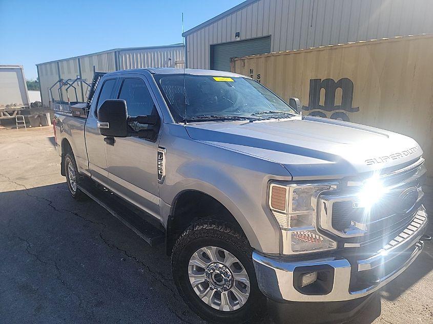 FORD F-250 XLT 2020