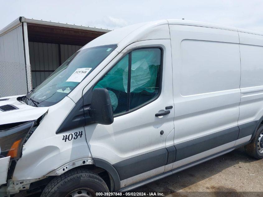 FORD TRANSIT-250  2022