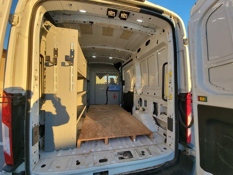 FORD TRANSIT-250 CARGO VAN  2020