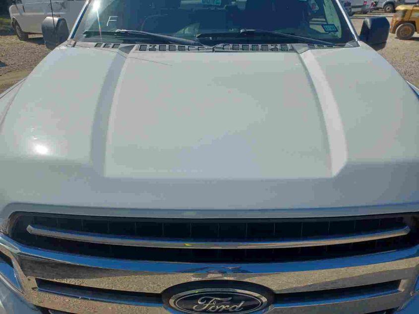 FORD F-150 XLT 2020