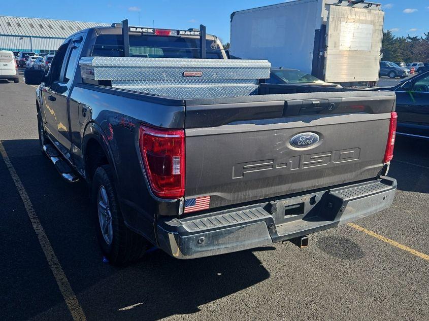 FORD F-150 XLT 2021