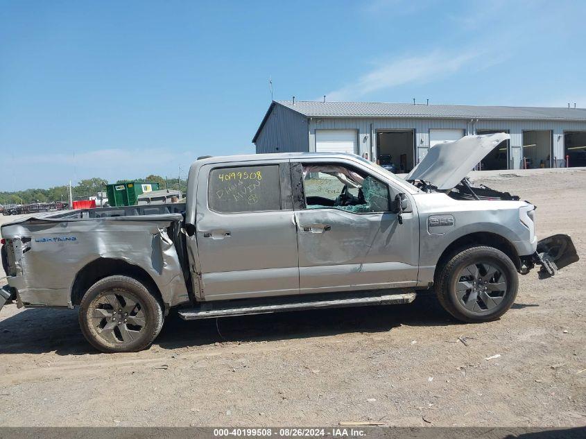 FORD F-150 LIGHTNING LARIAT 2023