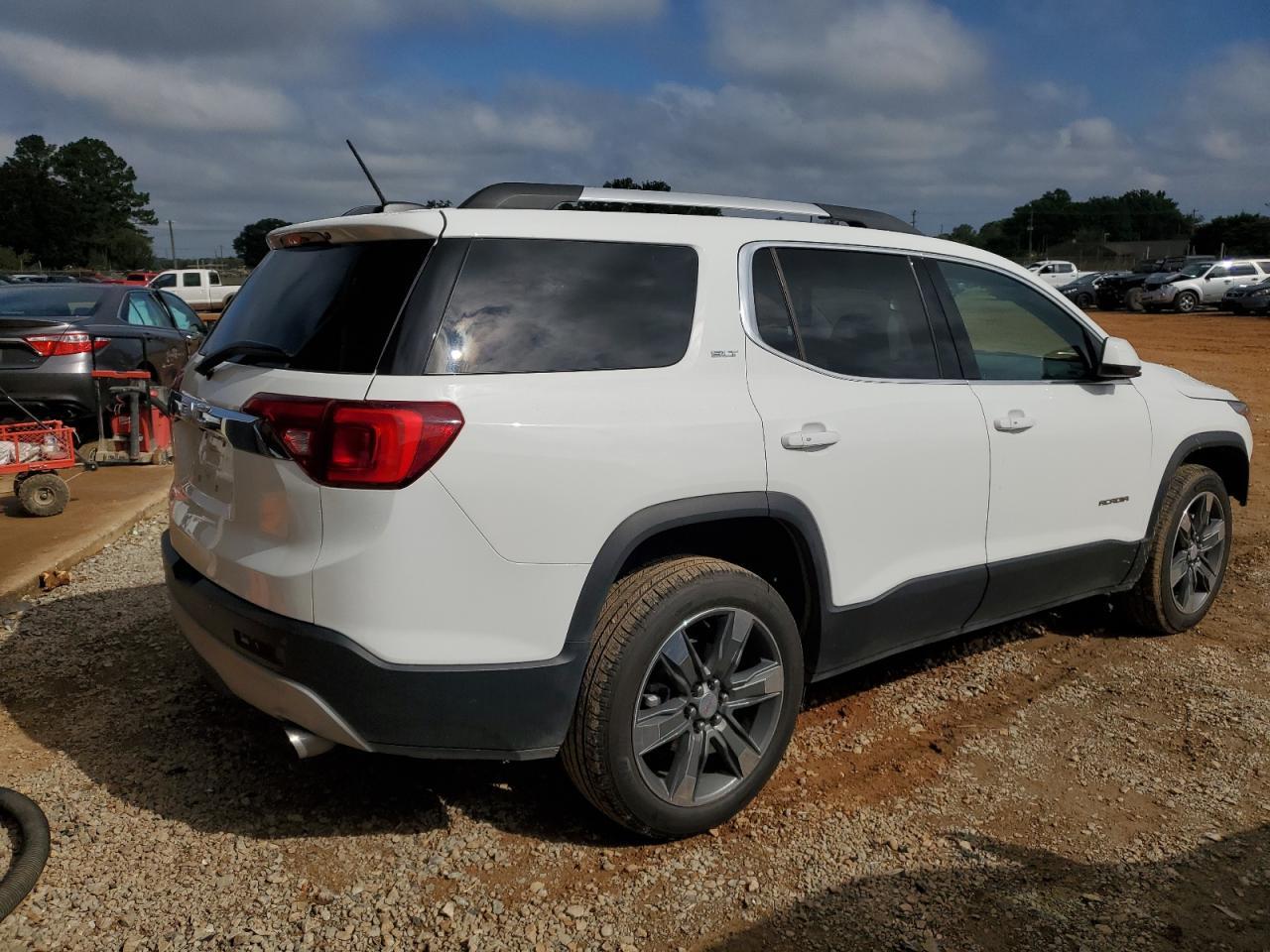 GMC ACADIA SLT 2017