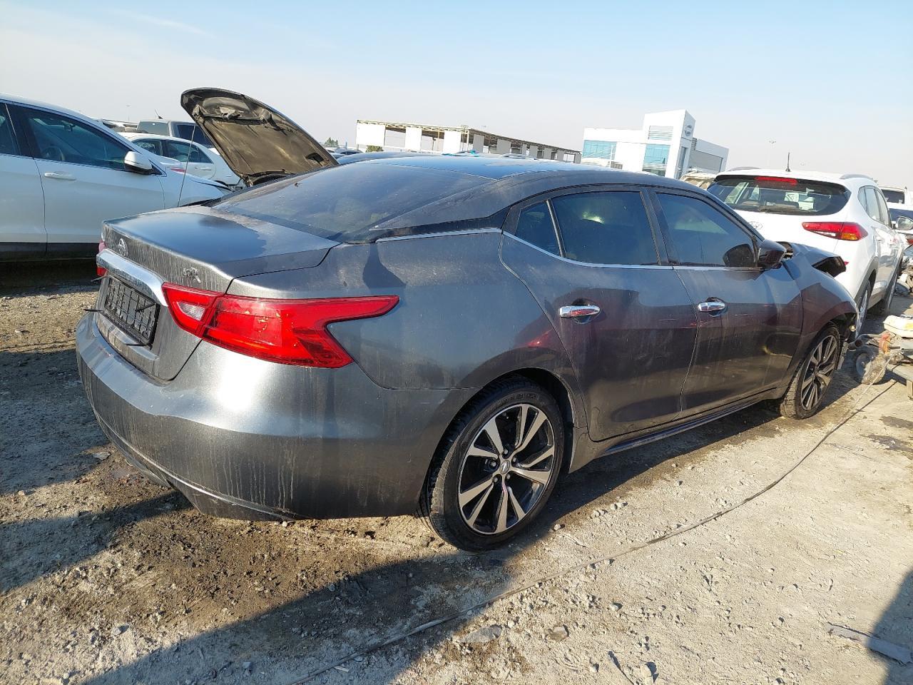 NISSAN MAXIMA  2018