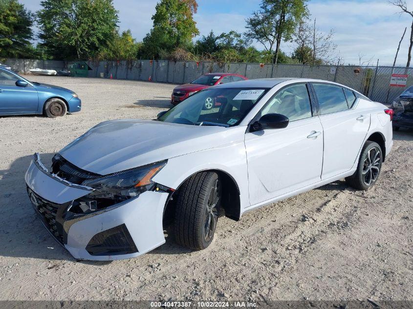 NISSAN ALTIMA SR INTELLIGENT AWD 2024