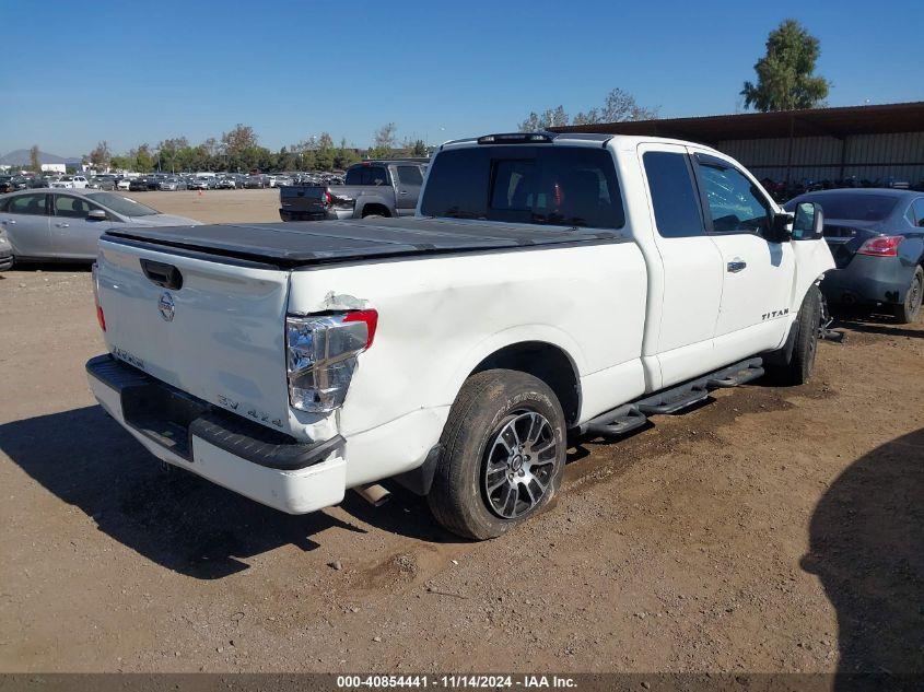 NISSAN TITAN SV 4X4 2021