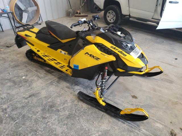 SKI DOO SNOWMOBILE BLIZZARD 2023