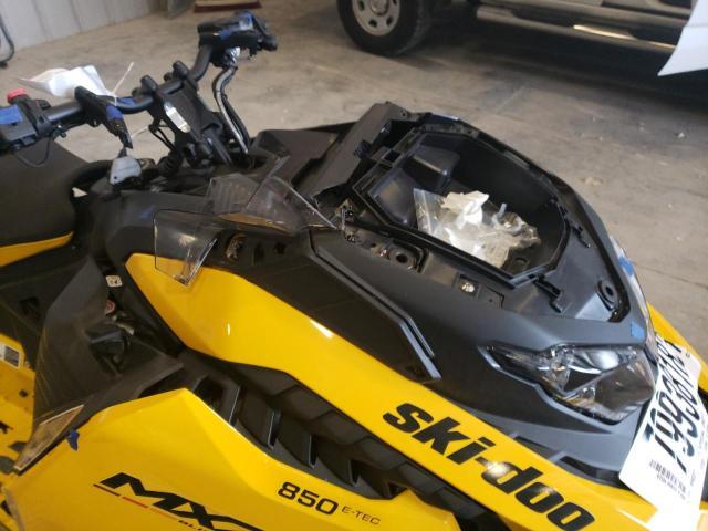 SKI DOO SNOWMOBILE BLIZZARD 2023