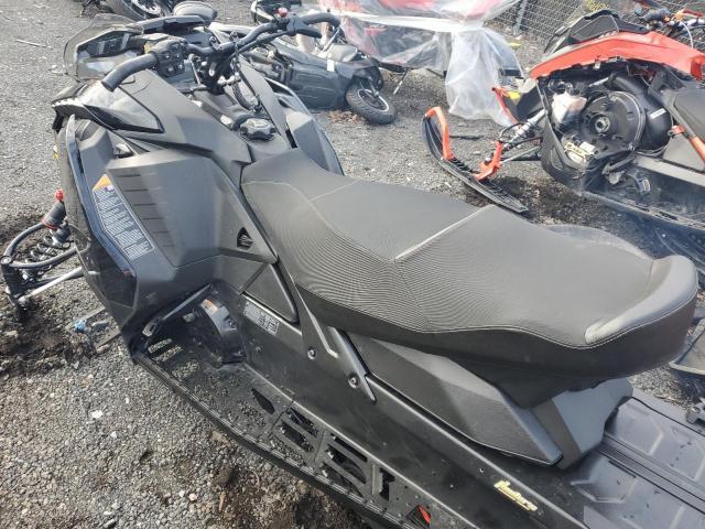 SKI DOO MXZX850  2024