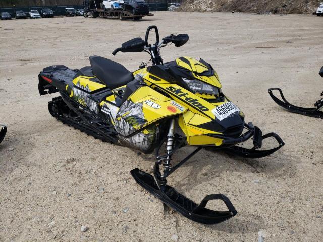 SKI DOO SNOWMOBILE  2018