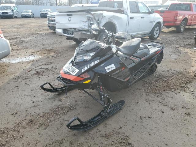 SKI DOO SNOWMOBILE MXZ-X 800 2018