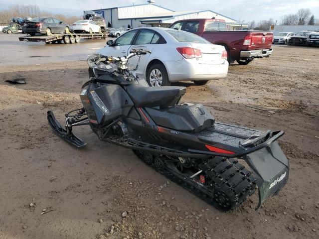 SKI DOO SNOWMOBILE MXZ-X 800 2018