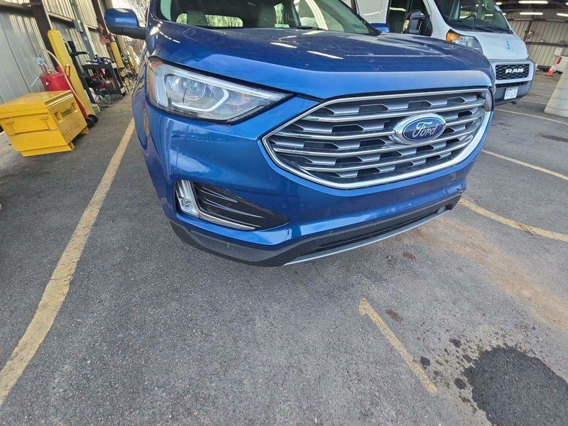 FORD EDGE SEL 2021