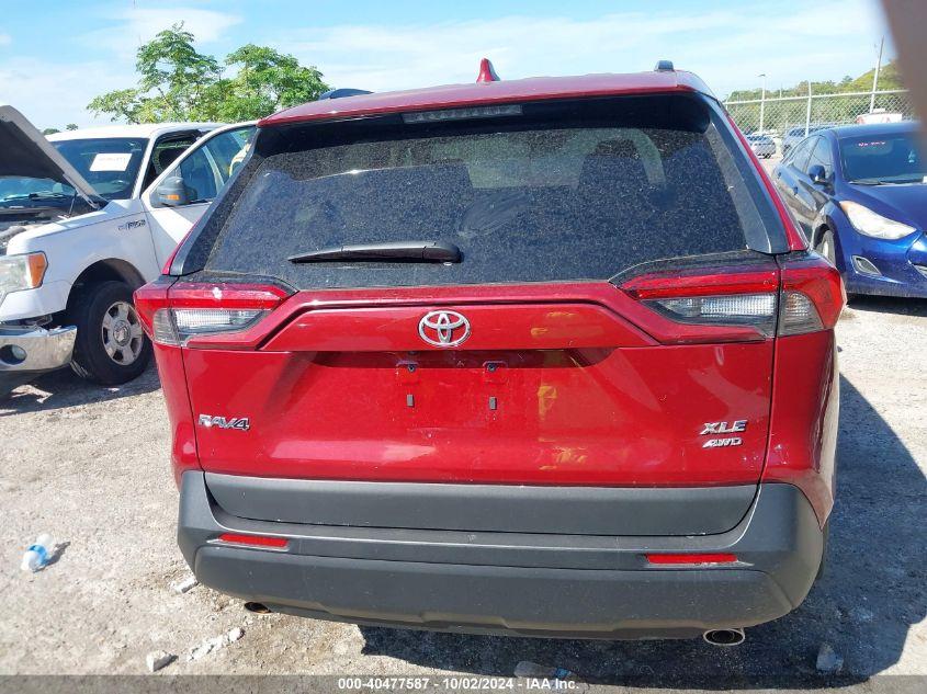 TOYOTA RAV4 XLE PREMIUM 2024