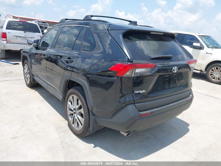 TOYOTA RAV4 XLE PREMIUM 2023