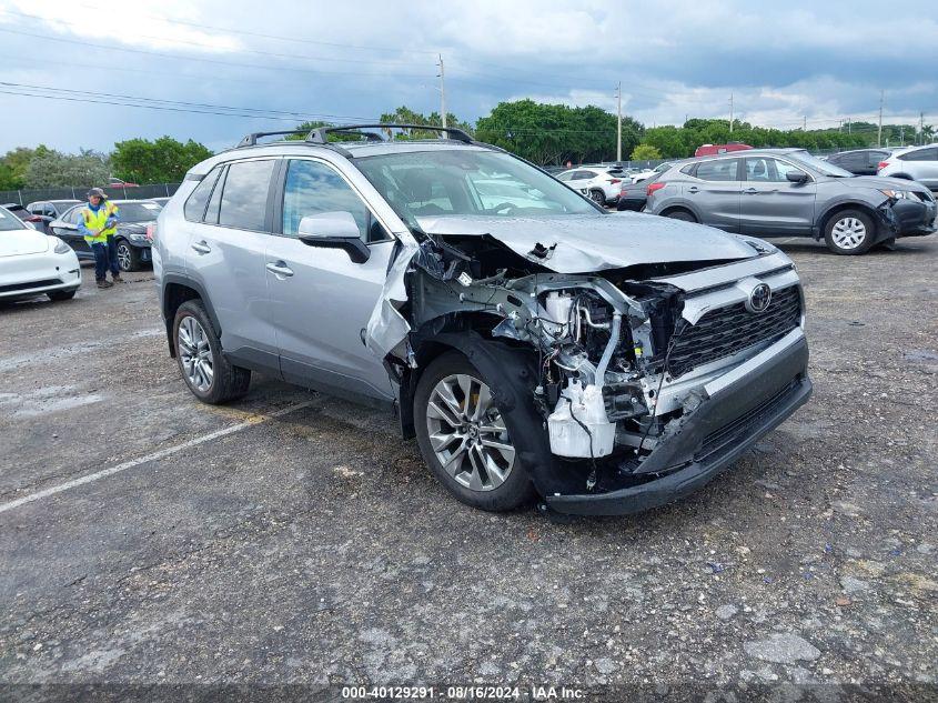 TOYOTA RAV4 XLE PREMIUM 2024