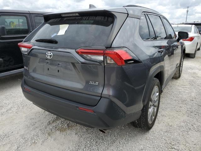 TOYOTA RAV4 XLE P 2021