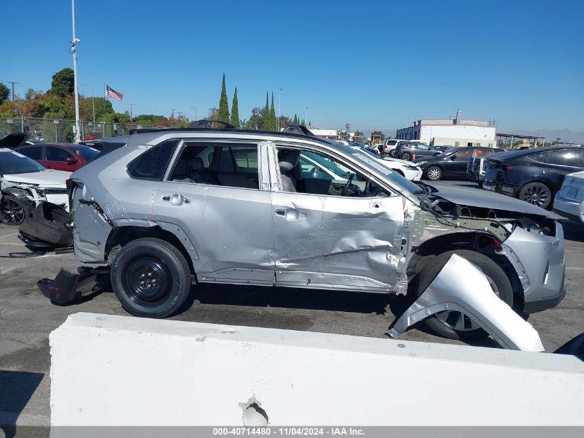 TOYOTA RAV4 XLE PREMIUM 2023