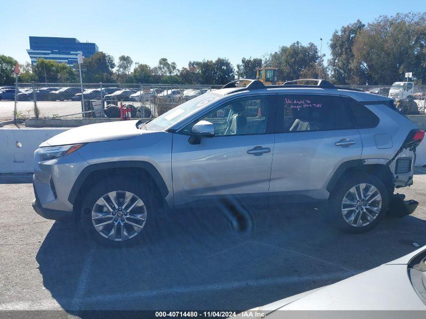 TOYOTA RAV4 XLE PREMIUM 2023