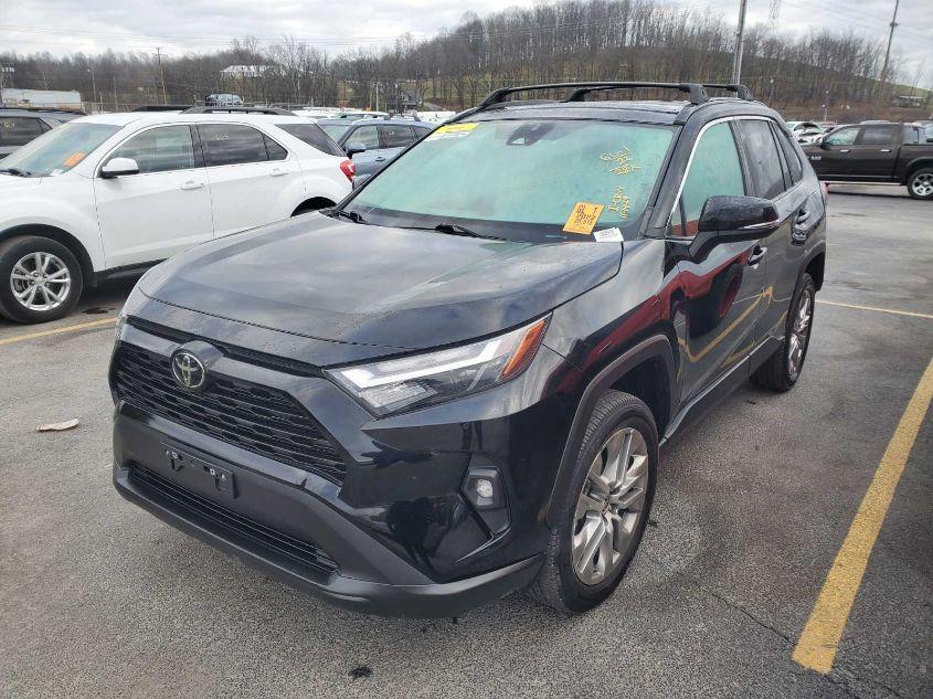 TOYOTA RAV4 XLE PREMIUM 2022