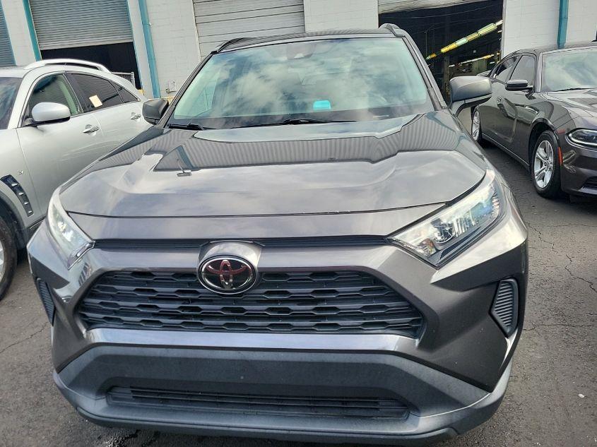 TOYOTA RAV4 LE 2021