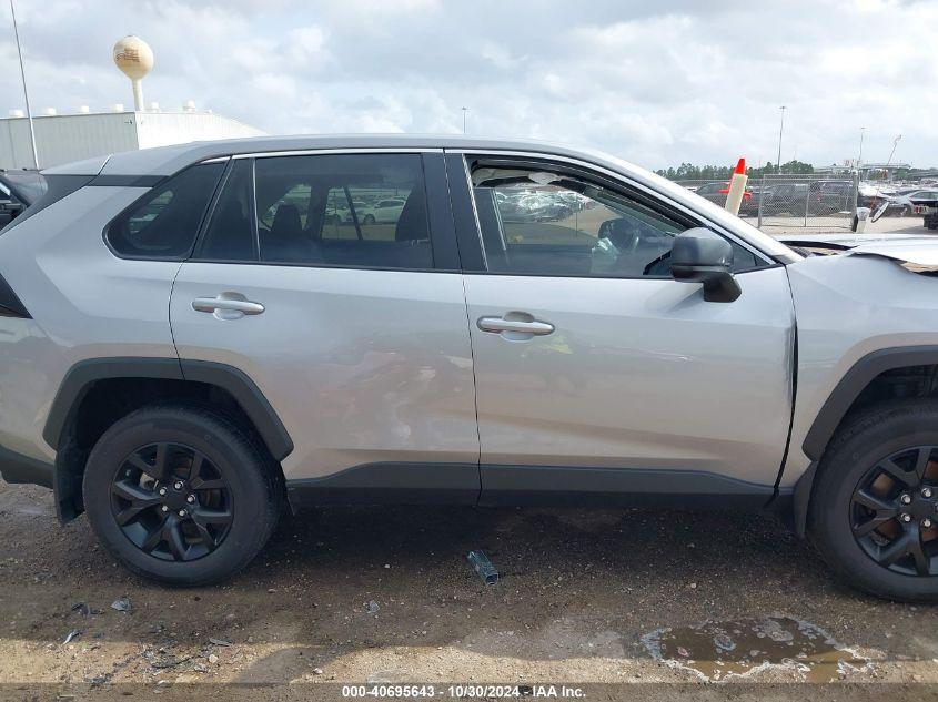 TOYOTA RAV4 LE 2024