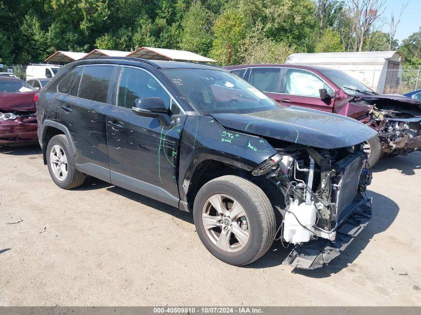 TOYOTA RAV4 XLE 2021