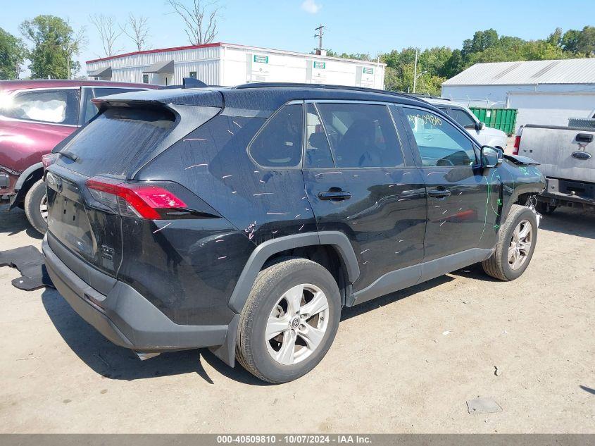 TOYOTA RAV4 XLE 2021