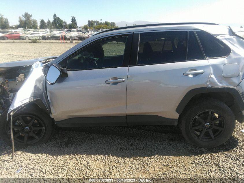 TOYOTA RAV4 XLE 2019